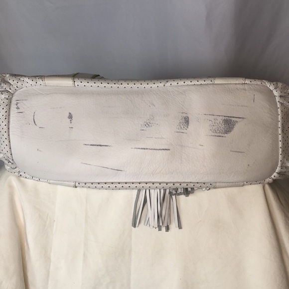 FRANCESCO BIASIA white leather lime green trimmed hobo style shoulder bag. - Picture 11 of 14